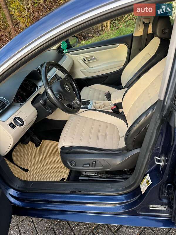 Купе Volkswagen CC / Passat CC 2011 в Харькове