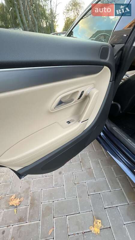Купе Volkswagen CC / Passat CC 2012 в Одессе
