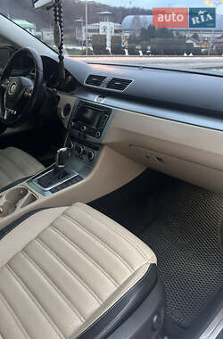 Купе Volkswagen CC / Passat CC 2012 в Днепре