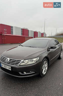 Купе Volkswagen CC / Passat CC 2013 в Киеве