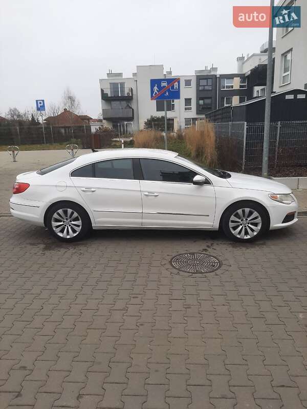 Купе Volkswagen CC / Passat CC 2010 в Херсоне