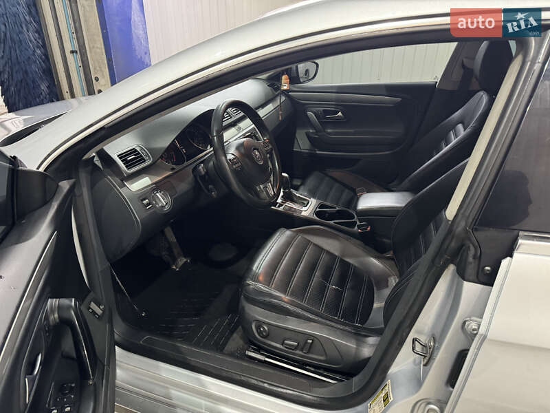 Купе Volkswagen CC / Passat CC 2011 в Белой Церкви