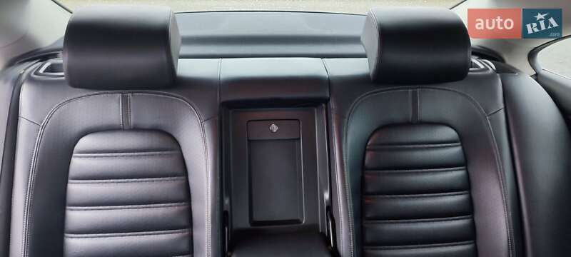 Купе Volkswagen CC / Passat CC 2011 в Полтаве