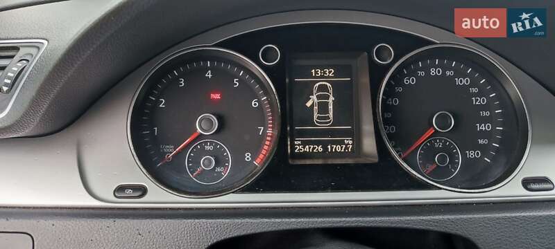 Купе Volkswagen CC / Passat CC 2011 в Полтаве