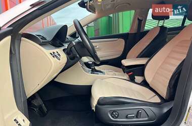 Купе Volkswagen CC / Passat CC 2010 в 