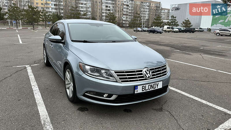 Купе Volkswagen CC / Passat CC 2013 в Миколаєві