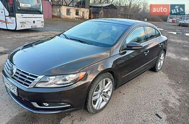 Купе Volkswagen CC / Passat CC 2012 в Косове