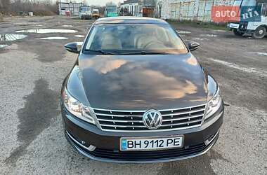 Купе Volkswagen CC / Passat CC 2012 в Косове