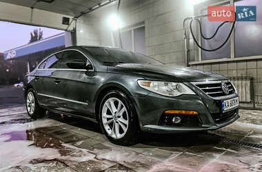 Купе Volkswagen CC / Passat CC 2009 в Києві