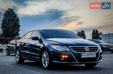 Купе Volkswagen CC / Passat CC 2009 в Києві