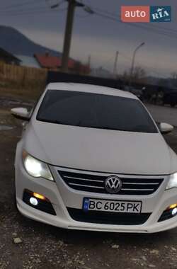 Купе Volkswagen CC / Passat CC 2010 в Стрые