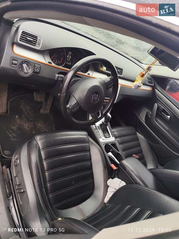 Купе Volkswagen CC / Passat CC 2011 в Ромнах