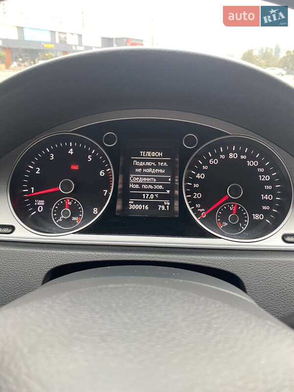 Купе Volkswagen CC / Passat CC 2013 в Киеве