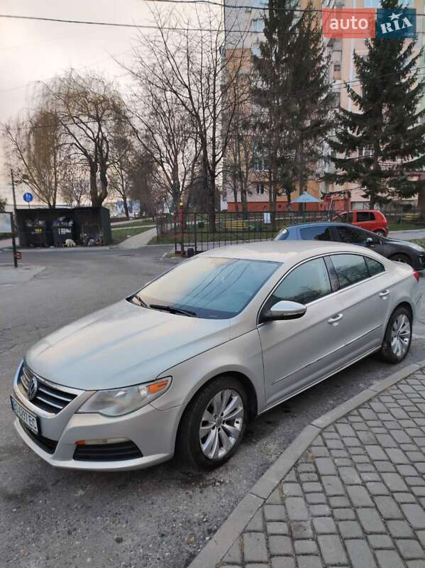 Купе Volkswagen CC / Passat CC 2011 в Тернополі
