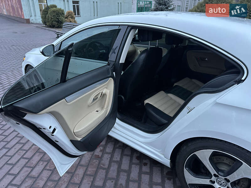 Купе Volkswagen CC / Passat CC 2012 в Днепре