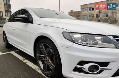 Купе Volkswagen CC / Passat CC 2015 в 