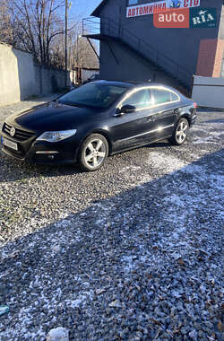 Купе Volkswagen CC / Passat CC 2010 в Дунаївцях