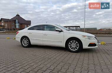Купе Volkswagen CC / Passat CC 2011 в 