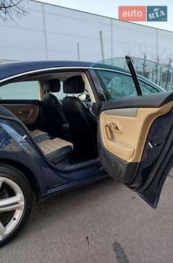 Купе Volkswagen CC / Passat CC 2012 в 
