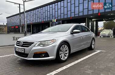 Купе Volkswagen CC / Passat CC 2010 в Ровно