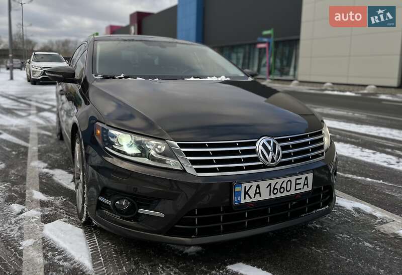 Купе Volkswagen CC / Passat CC 2014 в Києві