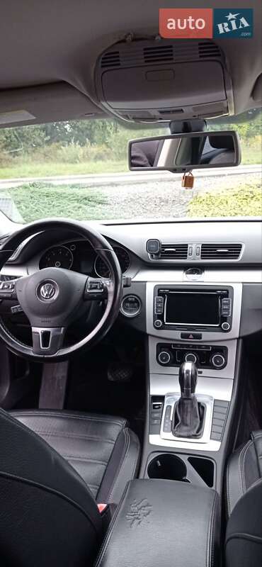Купе Volkswagen CC / Passat CC 2011 в Львове