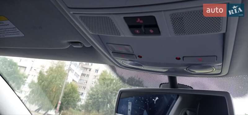 Купе Volkswagen CC / Passat CC 2011 в Львове