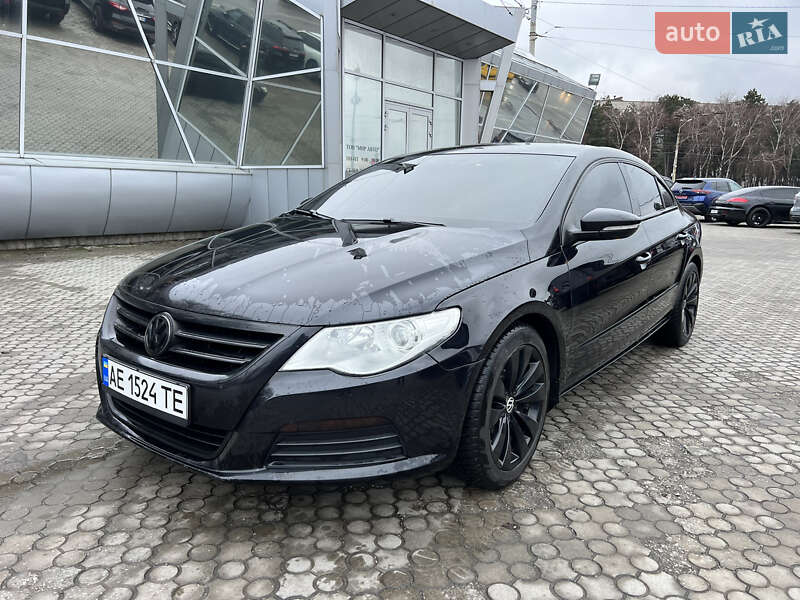 Купе Volkswagen CC / Passat CC 2011 в Дніпрі