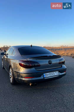 Купе Volkswagen CC / Passat CC 2010 в Доброславе