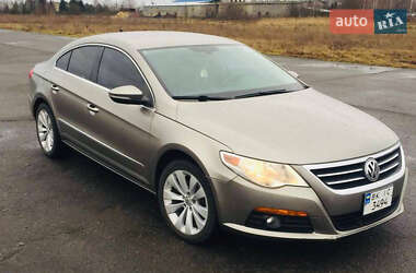 Купе Volkswagen CC / Passat CC 2010 в 