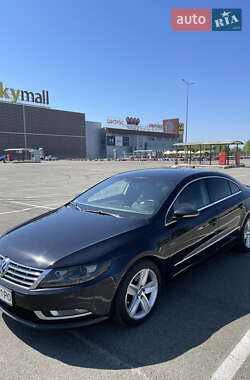 Купе Volkswagen CC / Passat CC 2012 в Києві