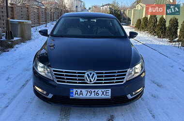 Купе Volkswagen CC / Passat CC 2012 в Чернівцях