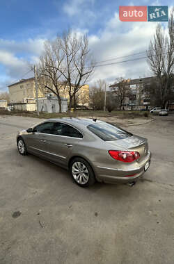 Купе Volkswagen CC / Passat CC 2011 в Херсоне