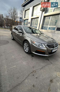 Купе Volkswagen CC / Passat CC 2011 в Херсоне