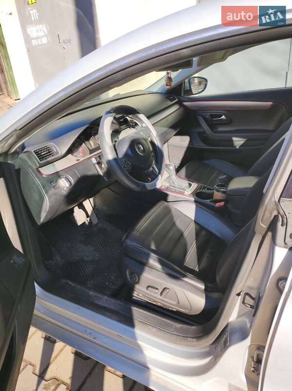 Купе Volkswagen CC / Passat CC 2011 в Тернополі