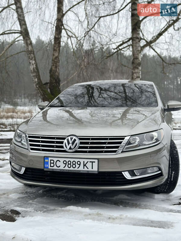 Купе Volkswagen CC / Passat CC 2012 в Львові