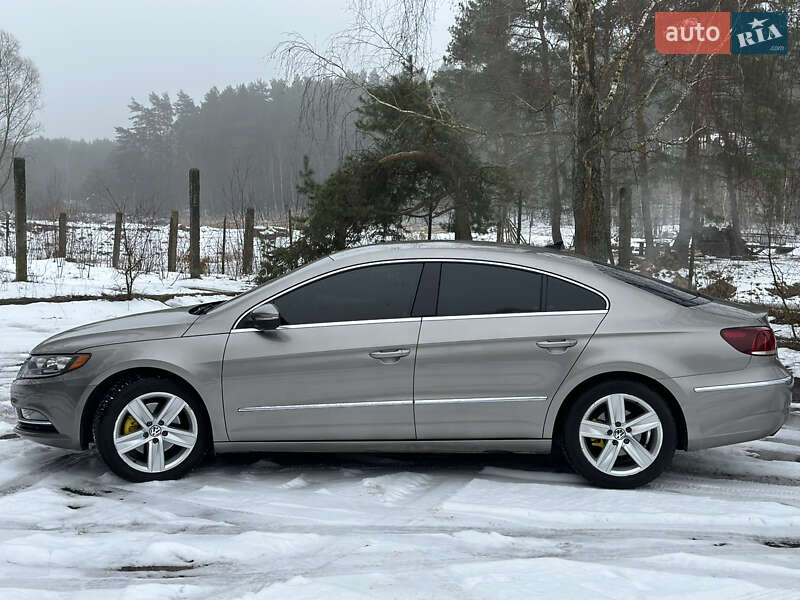 Купе Volkswagen CC / Passat CC 2012 в Львові