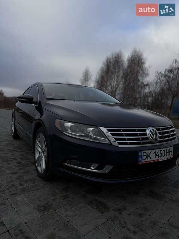 Купе Volkswagen CC / Passat CC 2012 в Здолбуніві