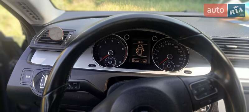 Купе Volkswagen CC / Passat CC 2010 в Луцке
