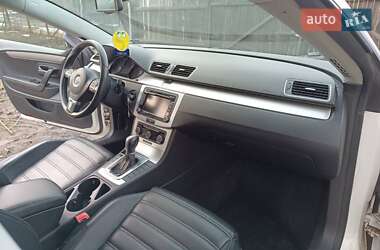 Купе Volkswagen CC / Passat CC 2011 в 