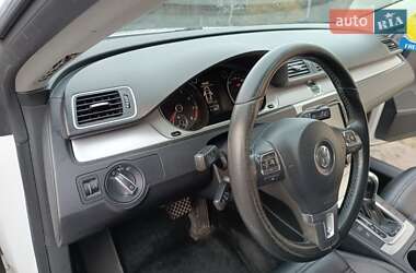 Купе Volkswagen CC / Passat CC 2011 в 