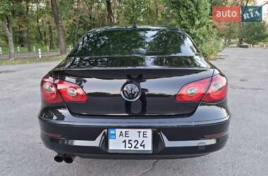 Купе Volkswagen CC / Passat CC 2011 в 