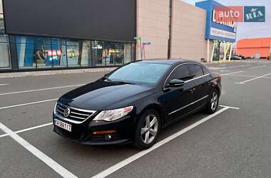 Купе Volkswagen CC / Passat CC 2010 в Києві