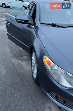 Купе Volkswagen CC / Passat CC 2010 в 