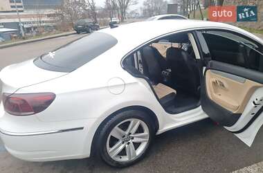 Купе Volkswagen CC / Passat CC 2013 в 