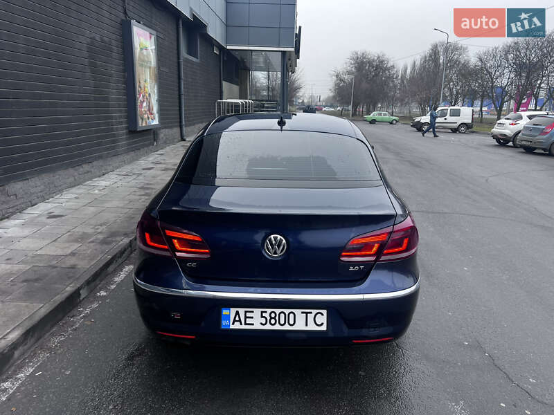 Купе Volkswagen CC / Passat CC 2012 в Дніпрі