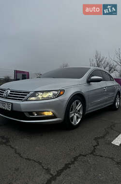 Купе Volkswagen CC / Passat CC 2013 в Любашівці