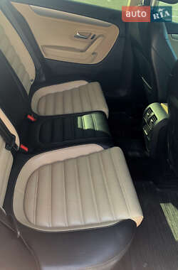 Седан Volkswagen CC / Passat CC 2012 в 