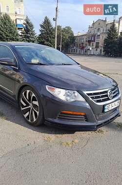Купе Volkswagen CC / Passat CC 2011 в 