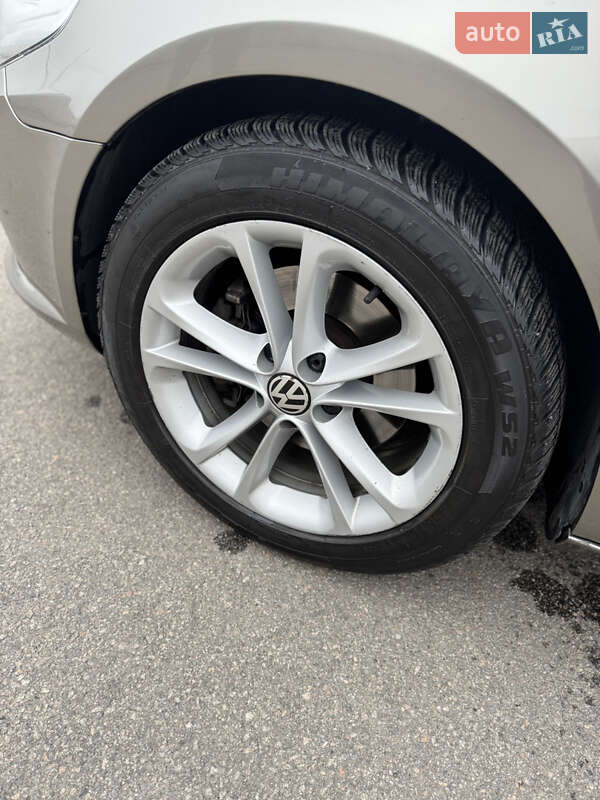 Купе Volkswagen CC / Passat CC 2011 в Дніпрі